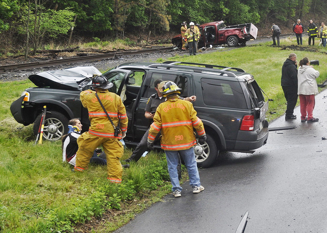 T-bone crash near Wayside Inn